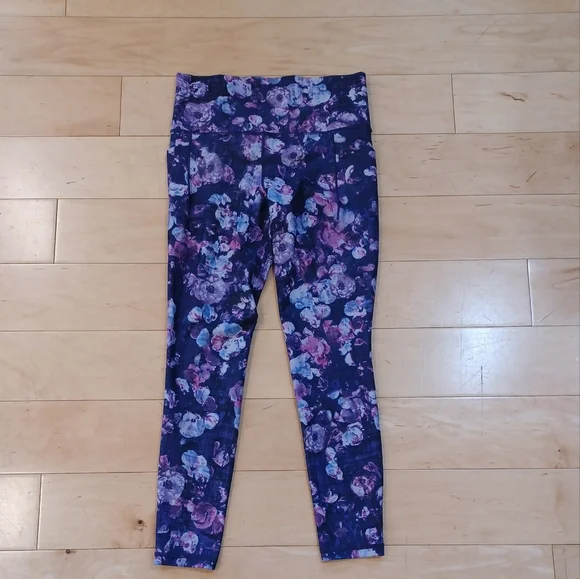 NWOT Athleta Salutation Stash Pocket II Printed 7/8 Tight Dappled Purple Bloom M - Picture 5 of 10
